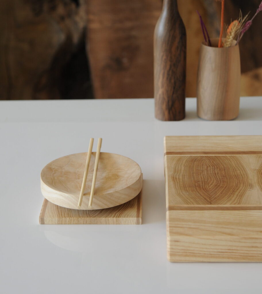 Handcrafted wooden chopping boards brings style to all culinary spaces.